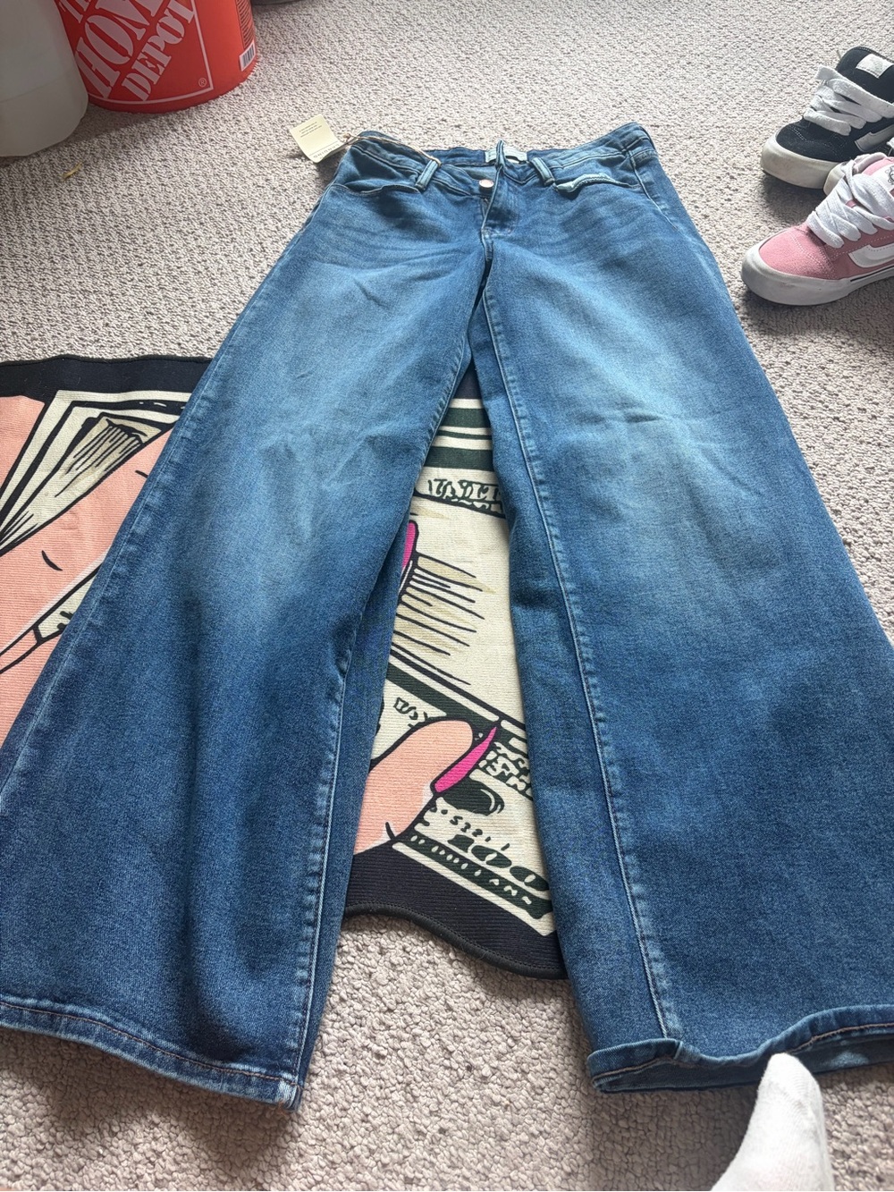 High-Rise Wide Leg Jeans in Medium Blue